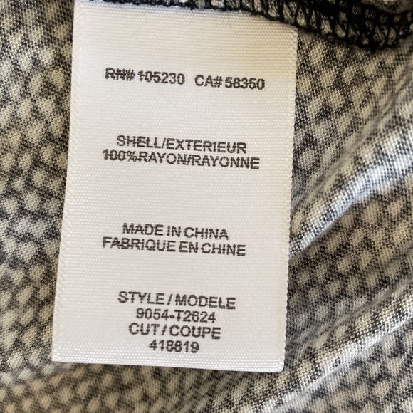 JOIE Black and White Soft V Neck Tank Top - XS - Picture 10 of 11